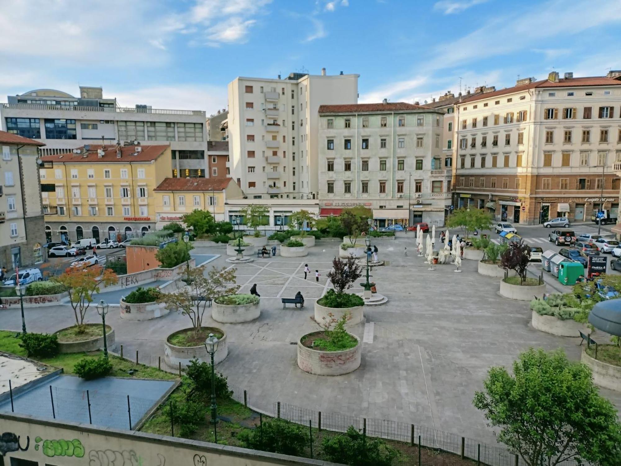 Casa Perugino Apartment Trieste Bagian luar foto