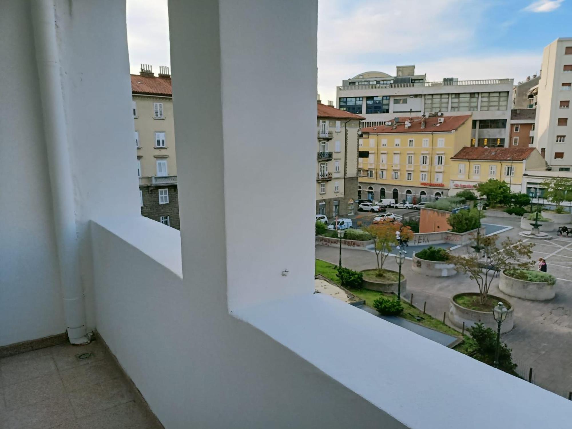 Casa Perugino Apartment Trieste Bagian luar foto