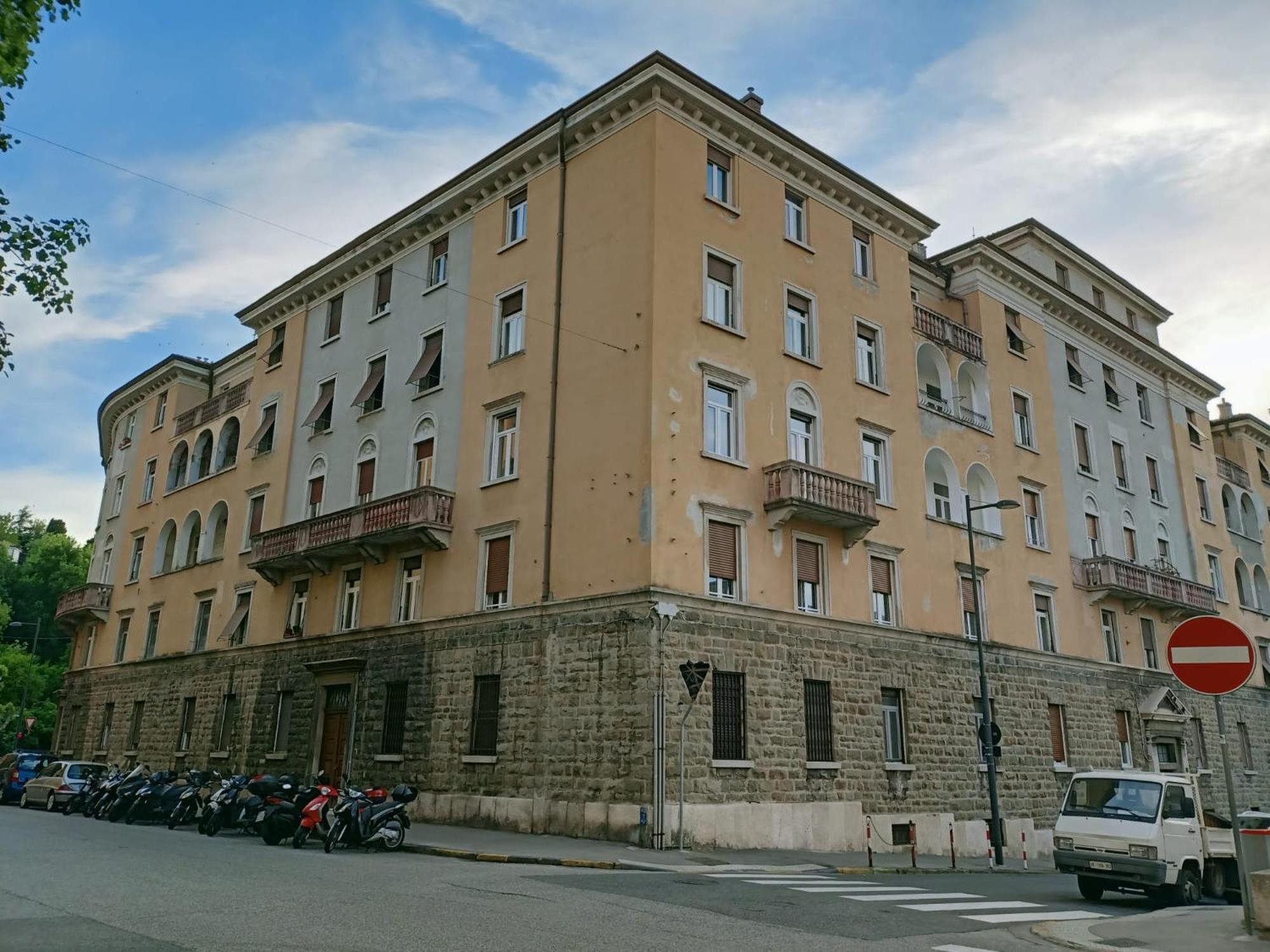 Casa Perugino Apartment Trieste Bagian luar foto